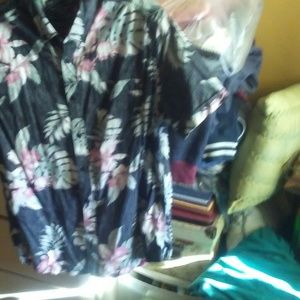 Mens floral casual shirt